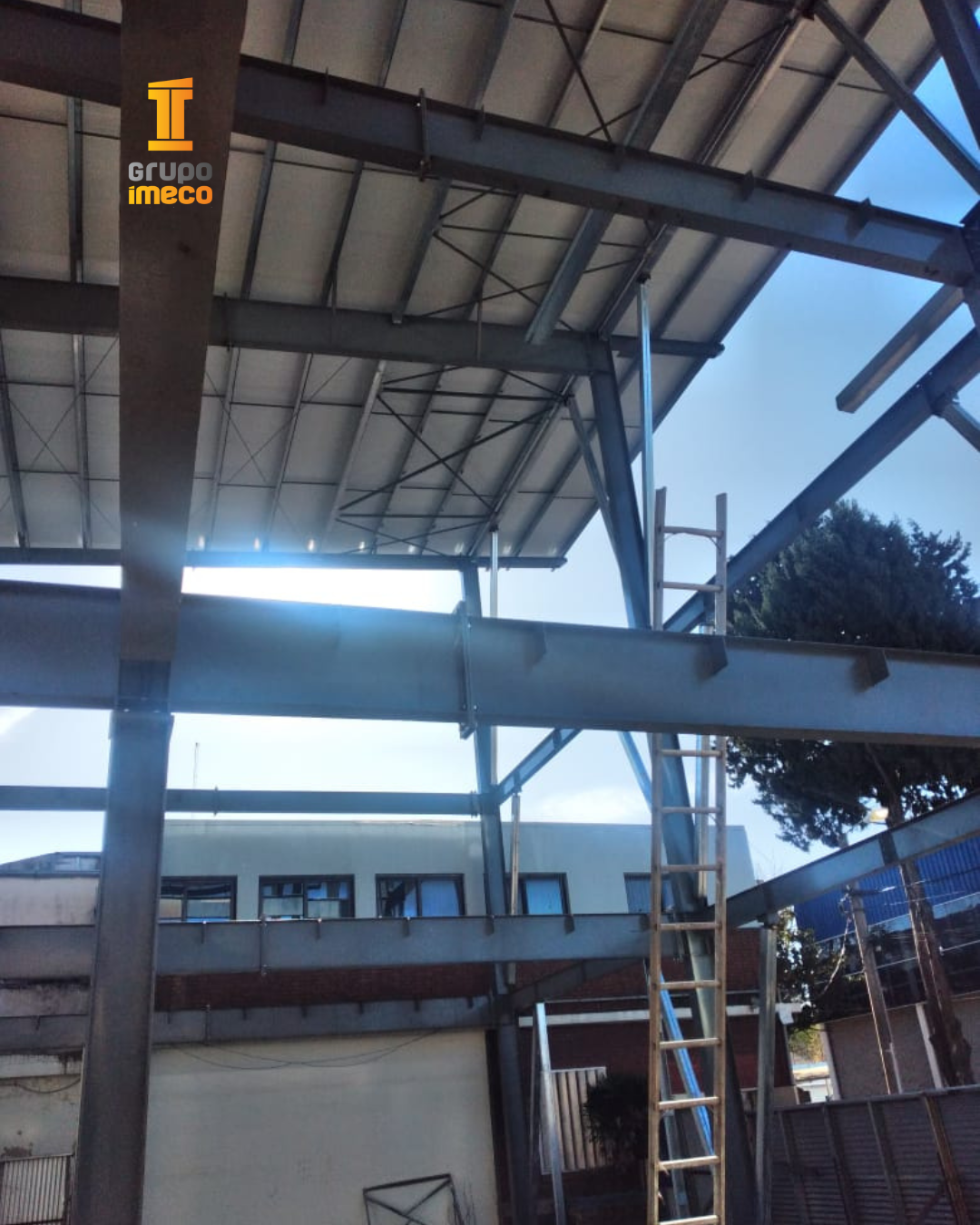 Grupo Imeco Construcciones. Estructuras Panek. Buenos Aires. Ejecución de obras. Naves industriales